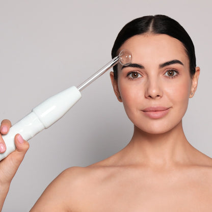 FacialGlow, elektroterapevtska paličica za nego obraza